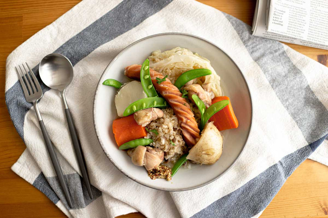 暖心的冬季料理：德式脆腸與時蔬燉飯